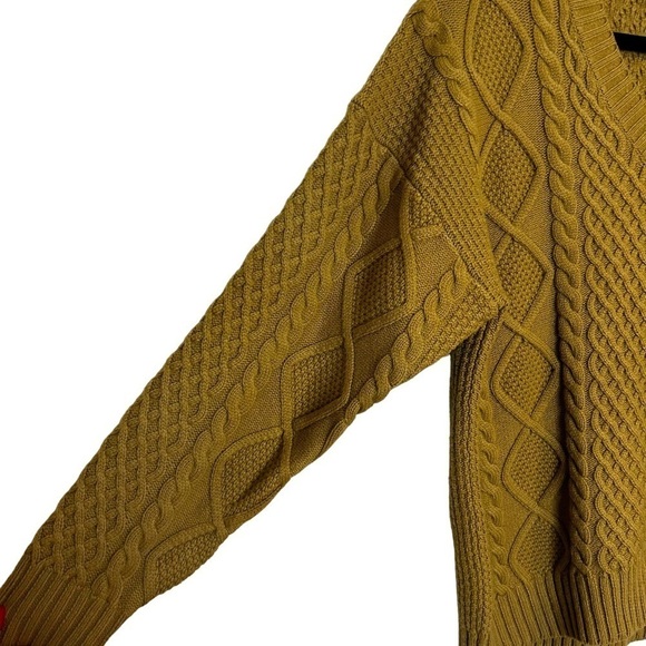 Aritzia Sunday Best Peggy V-Neck Sweater- Merino Wool V-Neck Cable Knit Sweater - Picture 10 of 13